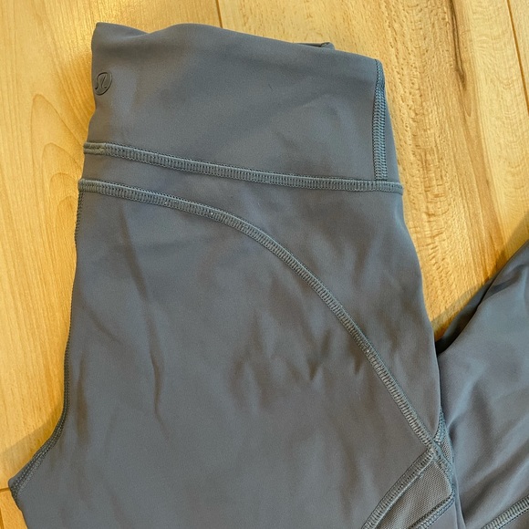 Lululemon Cropped Blue Leggings - Picture 2 of 5